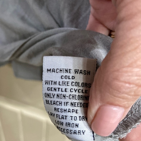 Tunic by Love Scarlett Brand.  EUC! - Picture 4 of 16